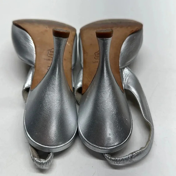 Manolo Blahnik Metallic Silver Slingback Heels - Picture 9 of 14